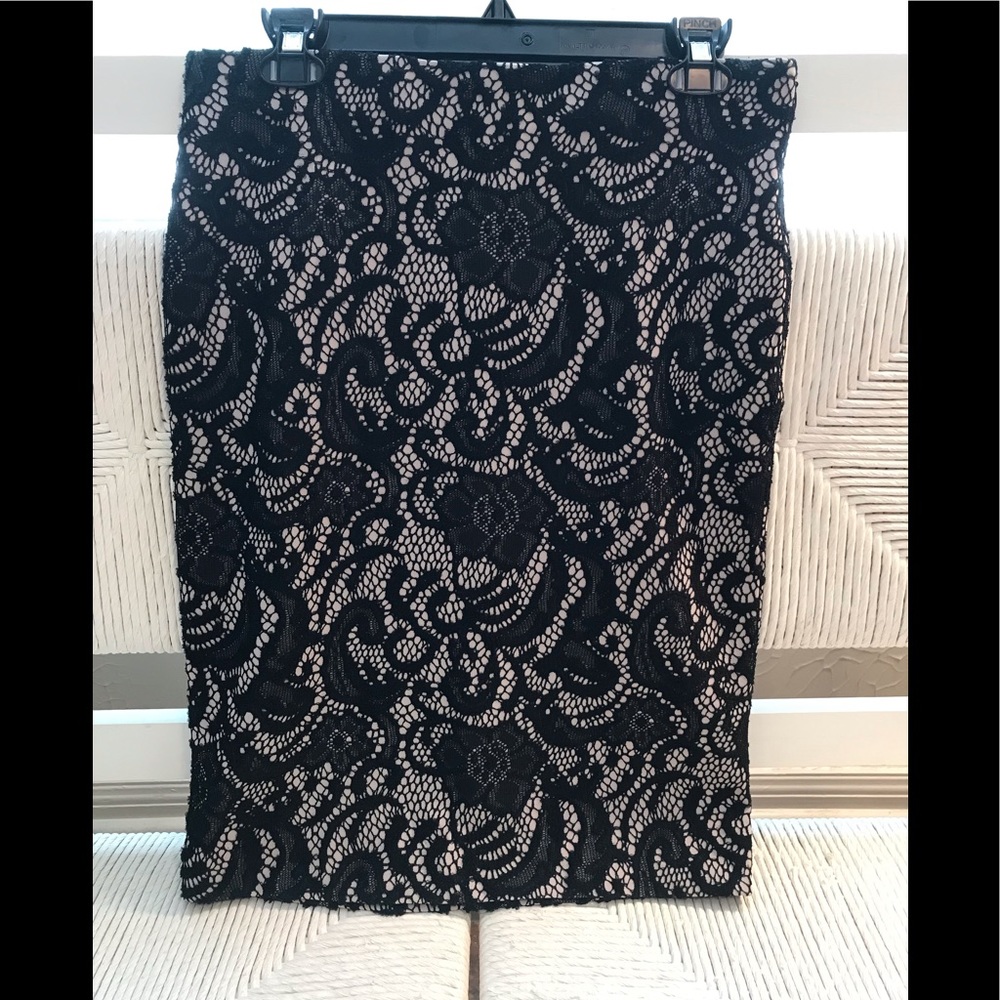 Ann Taylor Black Lace Pencil Skirt - 8 TALL